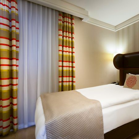 Titanic Comfort Sisli Istanbul Bagian luar foto