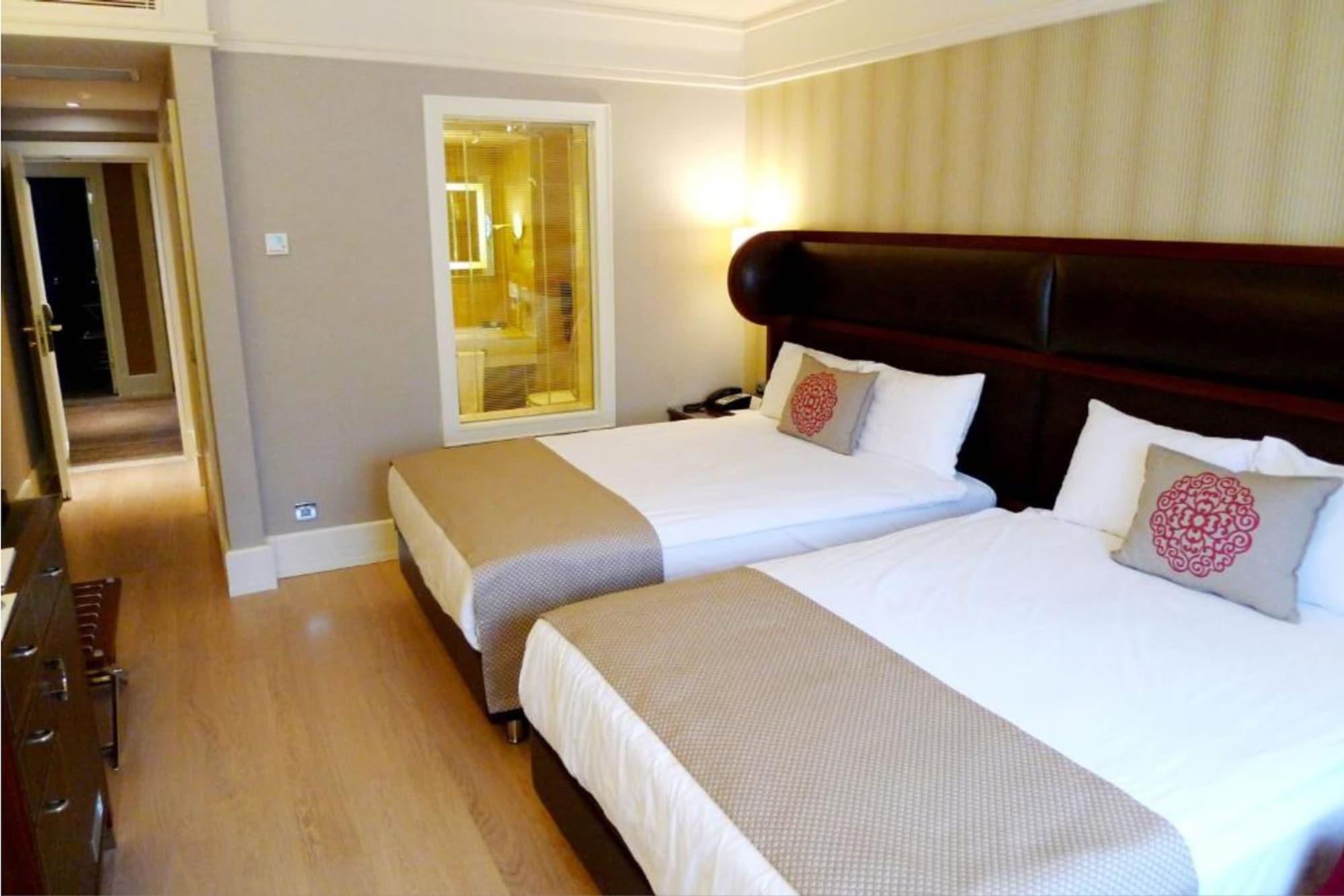 Titanic Comfort Sisli Istanbul Bagian luar foto