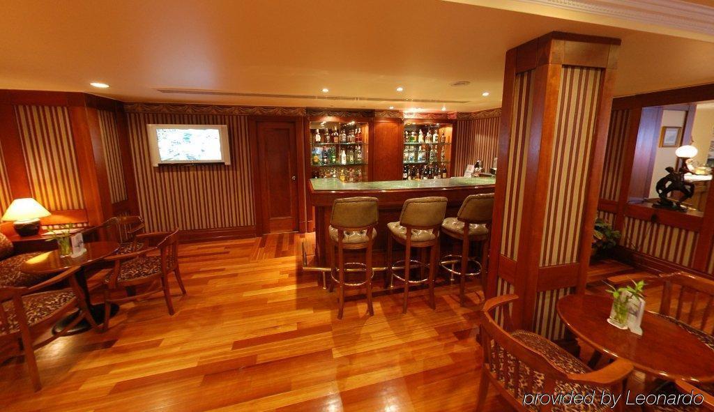 Titanic Comfort Sisli Istanbul Restoran foto